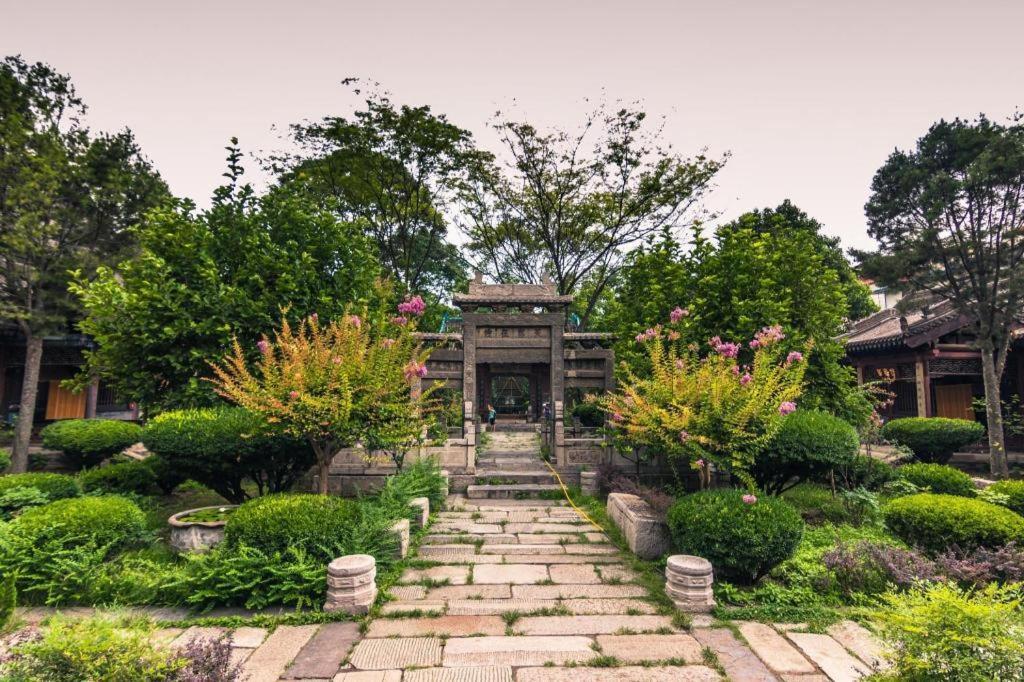 Greentree Inn Xi'An Bell And Drum Tower Food Street Ancient City Wall Ximen Express Hotel Exteriör bild