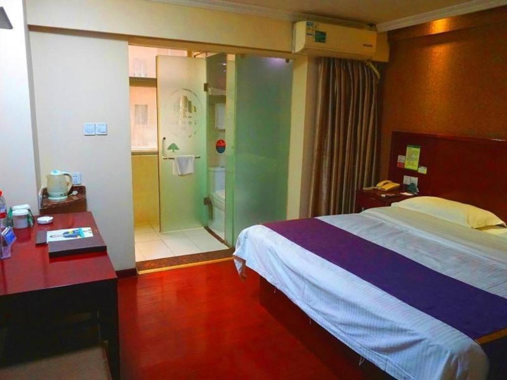 Greentree Inn Xi'An Bell And Drum Tower Food Street Ancient City Wall Ximen Express Hotel Exteriör bild