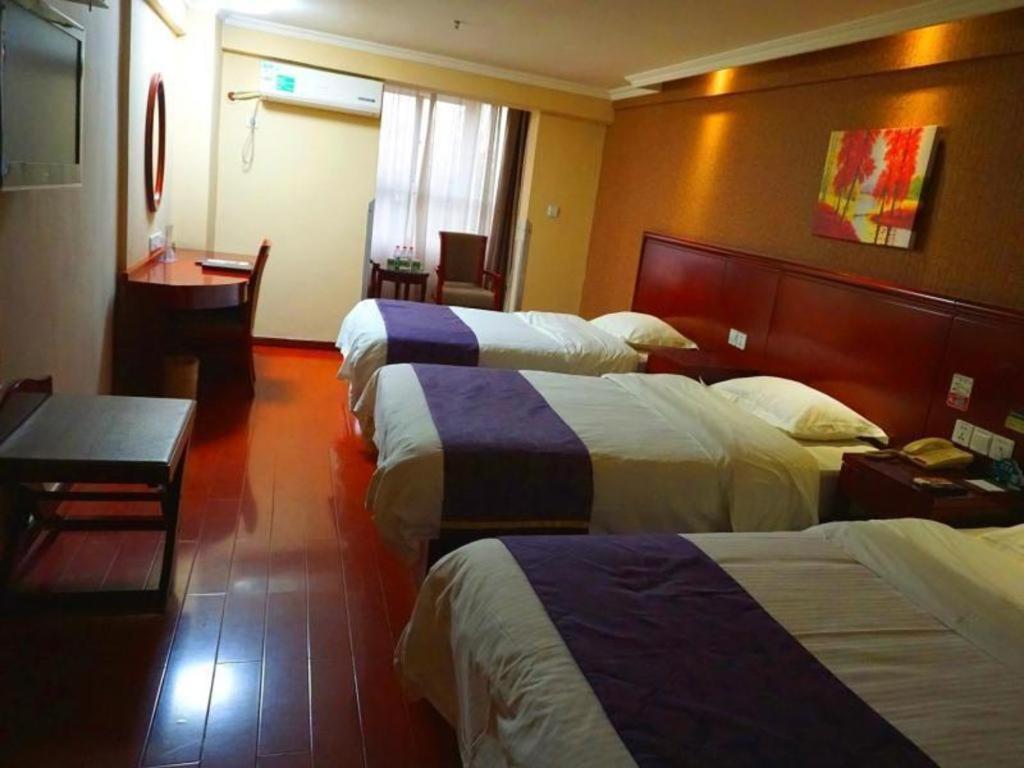 Greentree Inn Xi'An Bell And Drum Tower Food Street Ancient City Wall Ximen Express Hotel Exteriör bild