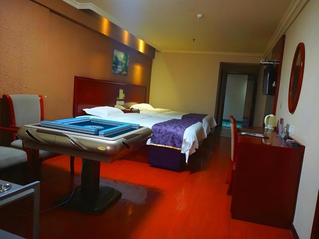 Greentree Inn Xi'An Bell And Drum Tower Food Street Ancient City Wall Ximen Express Hotel Exteriör bild